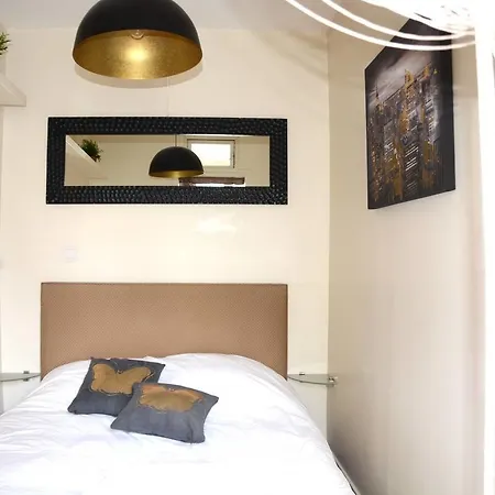 Charming Flat Close To Bastille Апартаменты Париж